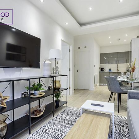 1 Bed 1 Bath Town Center Apartments For Corporates & Contractors, Wifi, Netflix And Parking On Selected Units By Redwood Stays Aldershot Εξωτερικό φωτογραφία