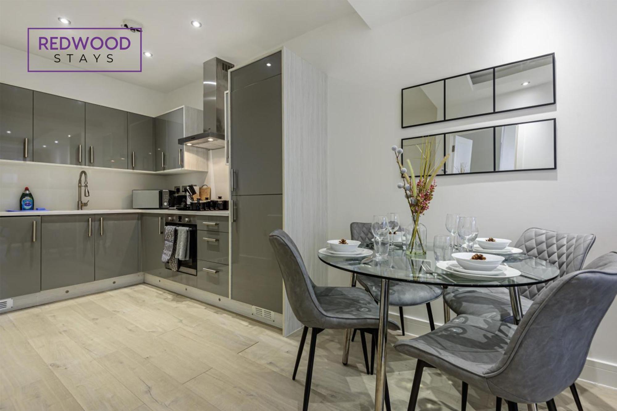 1 Bed 1 Bath Town Center Apartments For Corporates & Contractors, Wifi, Netflix And Parking On Selected Units By Redwood Stays Aldershot Εξωτερικό φωτογραφία