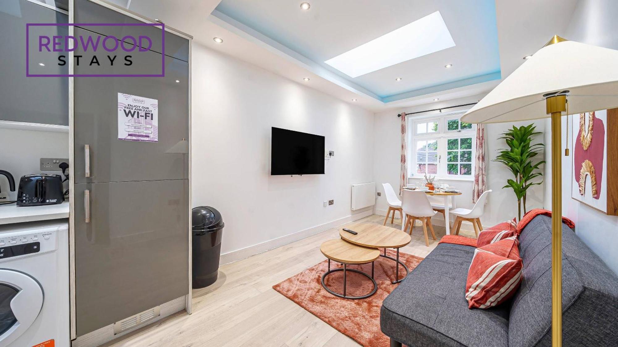 1 Bed 1 Bath Town Center Apartments For Corporates & Contractors, Wifi, Netflix And Parking On Selected Units By Redwood Stays Aldershot Εξωτερικό φωτογραφία