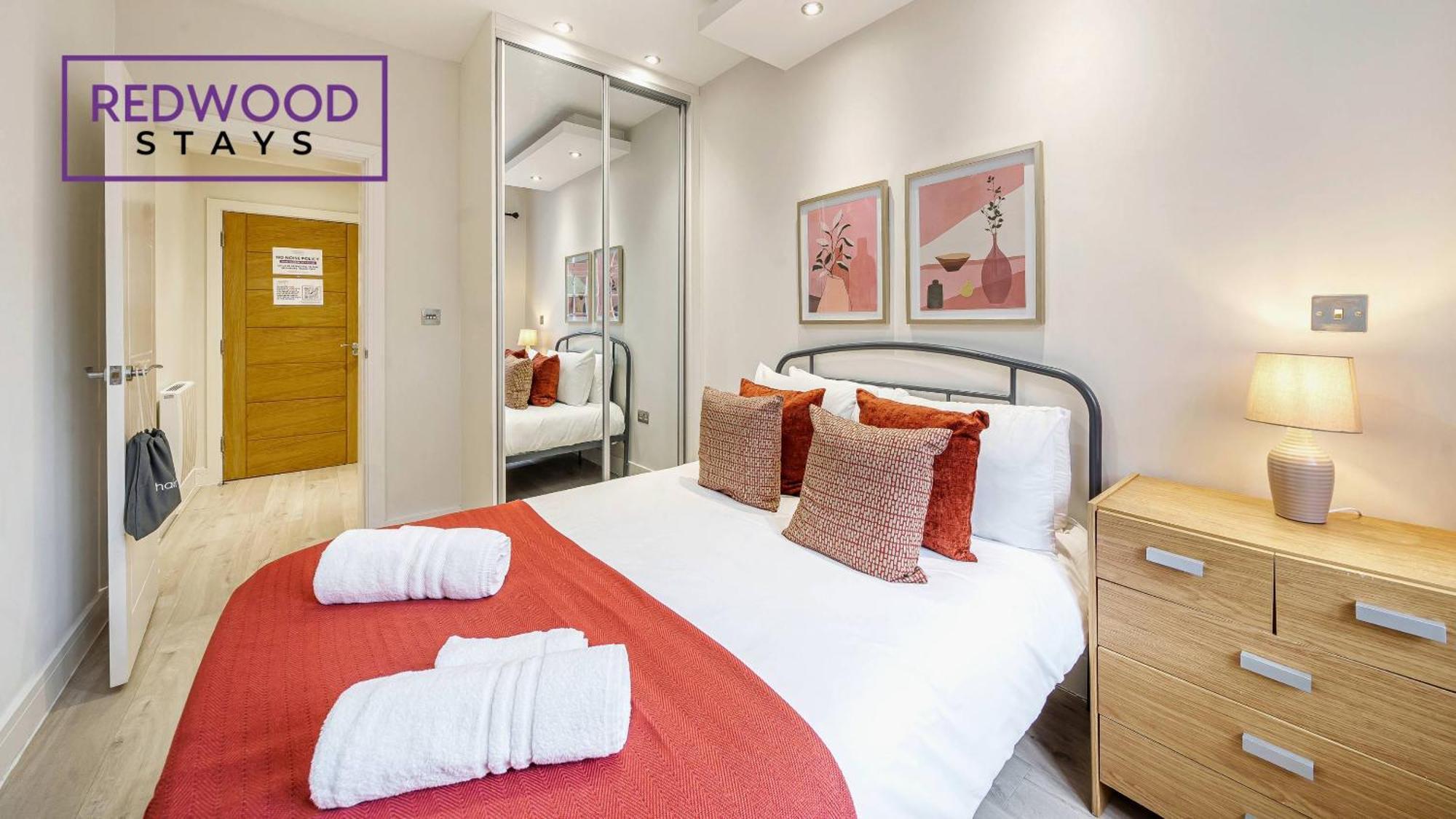 1 Bed 1 Bath Town Center Apartments For Corporates & Contractors, Wifi, Netflix And Parking On Selected Units By Redwood Stays Aldershot Εξωτερικό φωτογραφία